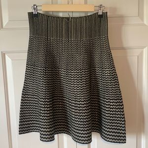 Max Studio, Black & Cream Print, M/L Flared Skirt